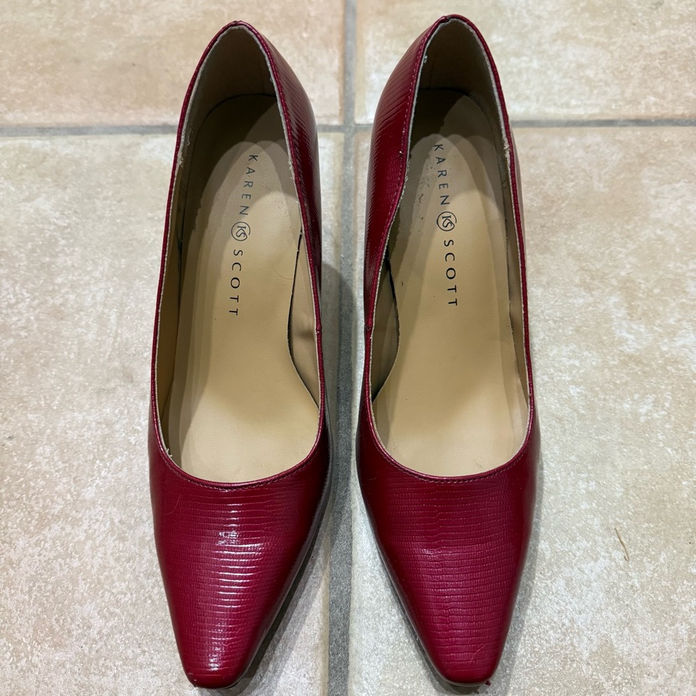 Karen Scott Clancy Red Heeled Shoes - Size 5